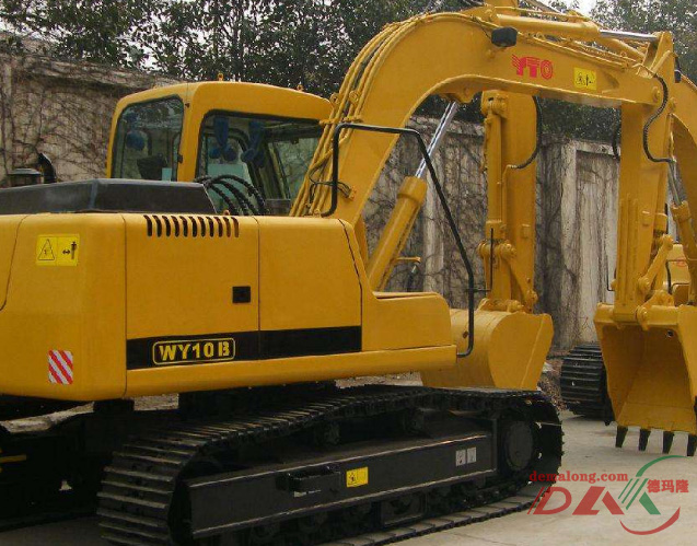 挖掘機液壓油濾芯更換必讀